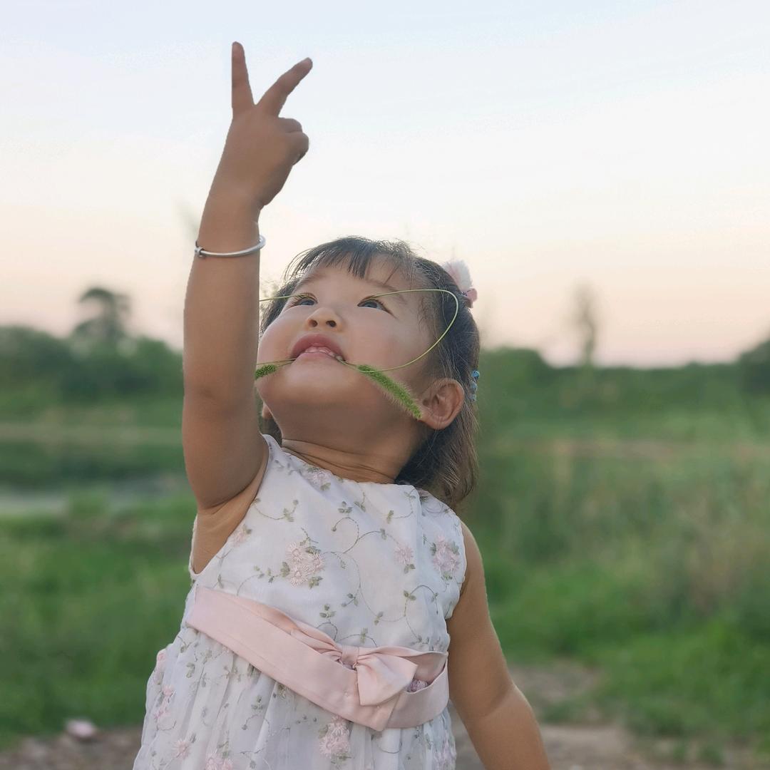 闫芳（豆芽家的胖虎妞）