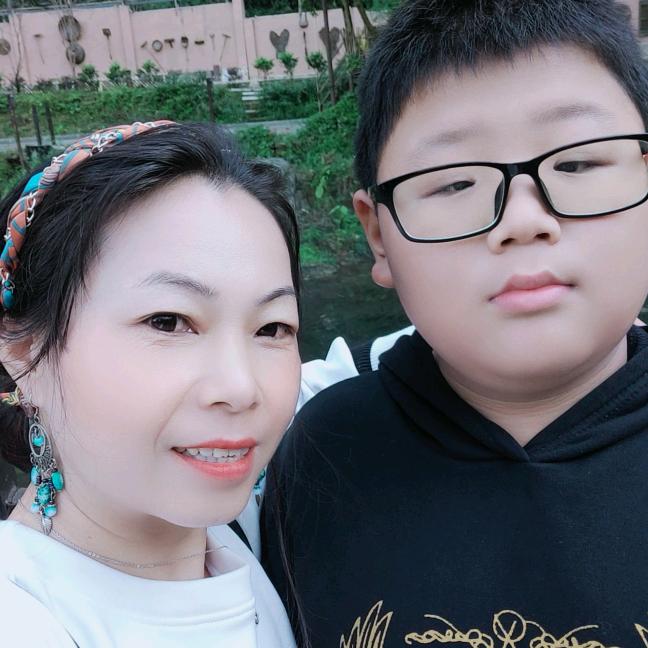 奉新房产刘英中介