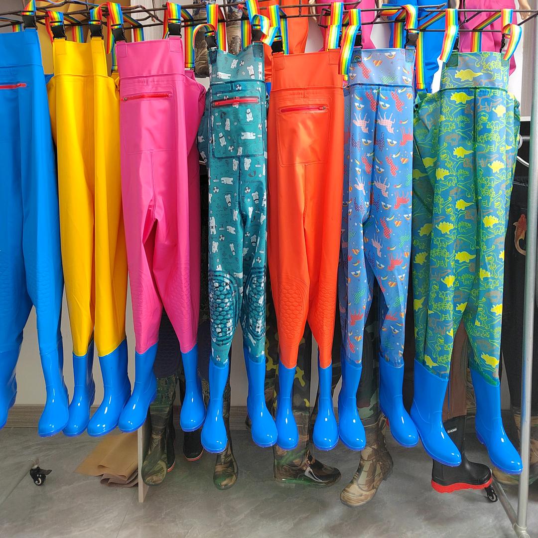 千行户外用品下水裤工厂店