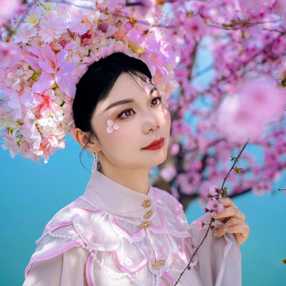 就叫小徐吧。