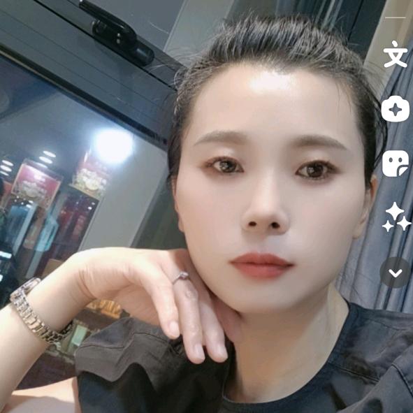 柘城比亚迪新能源4s店店长小余