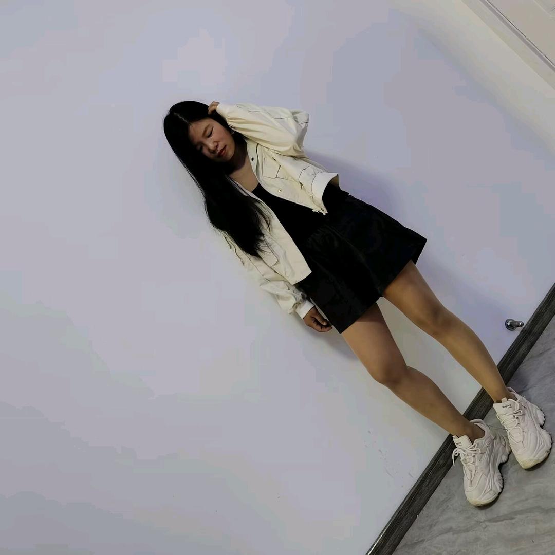 莫念