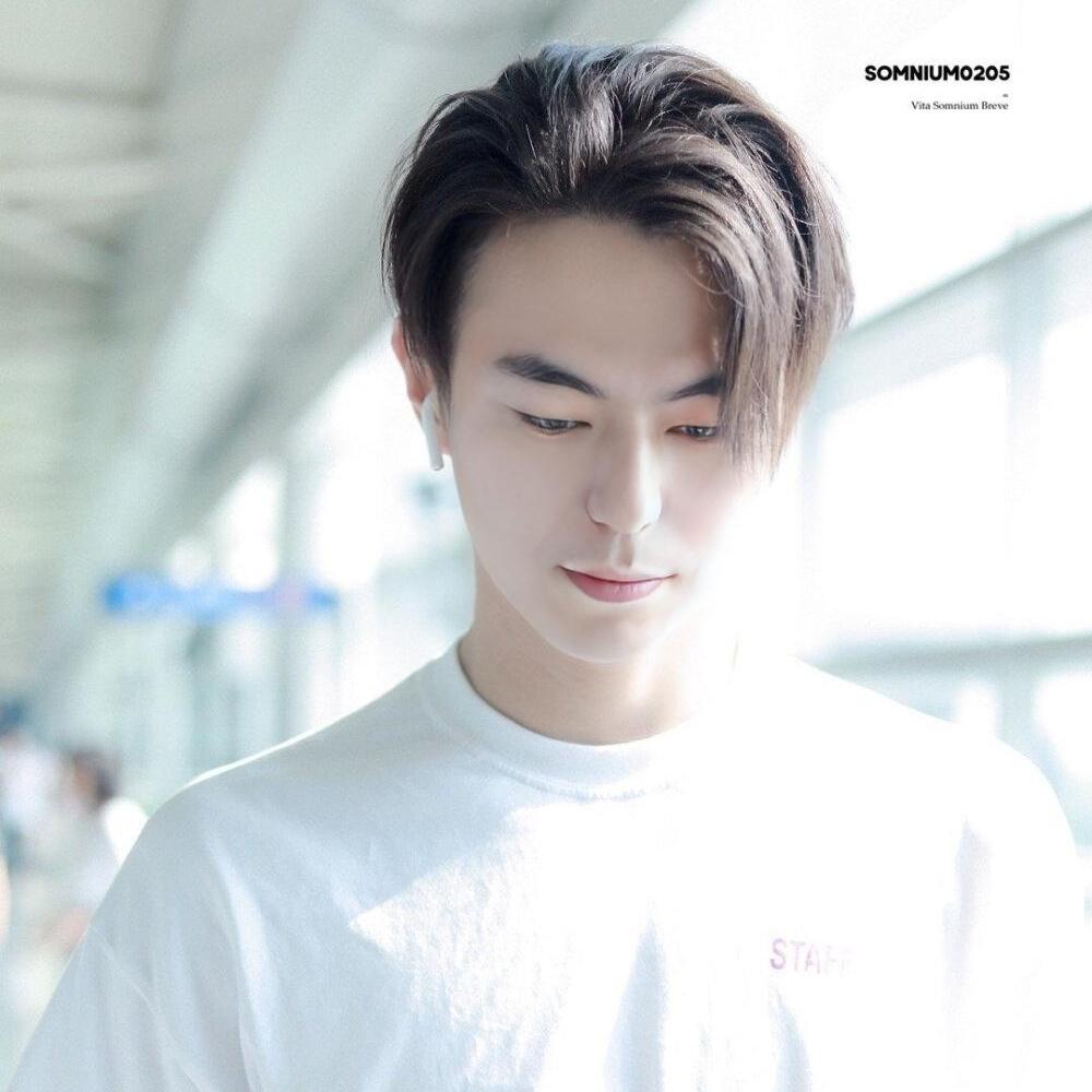 矮冬瓜红茶火锅-亮仔