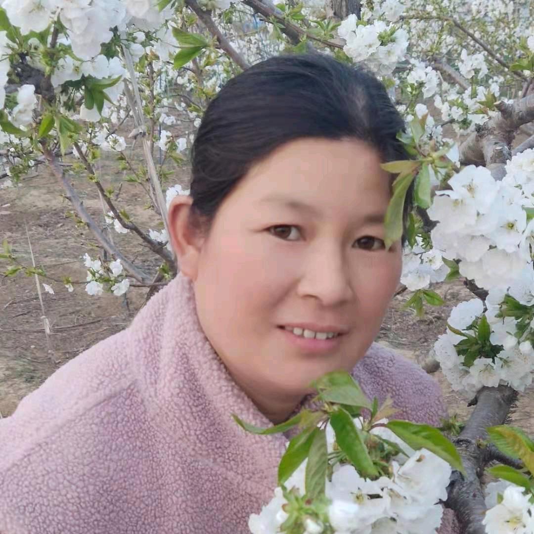 英子