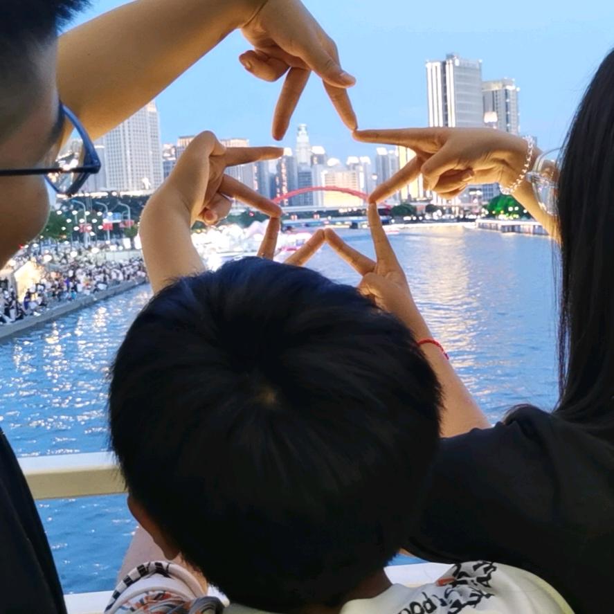 山河日月