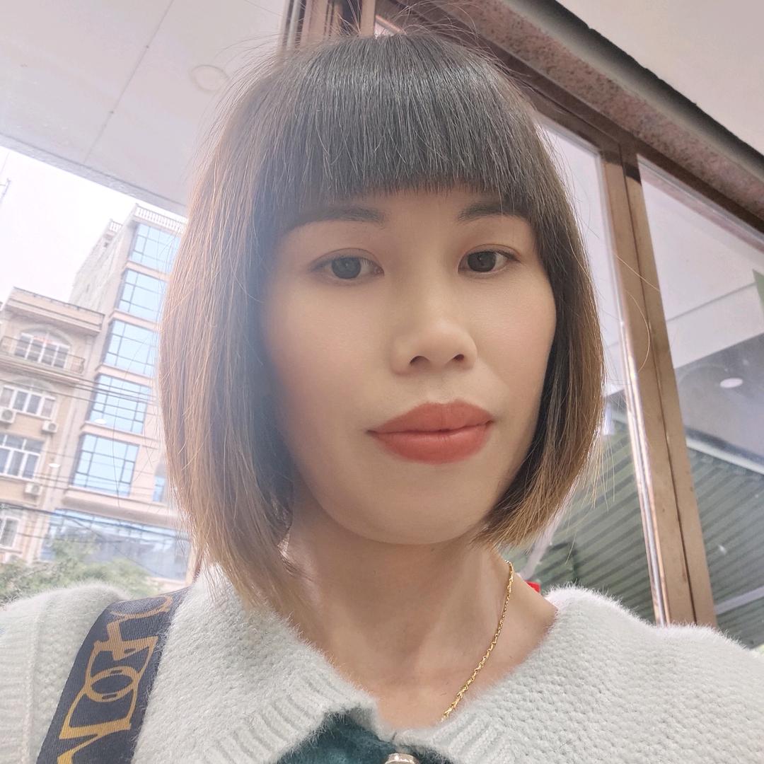 梁小小