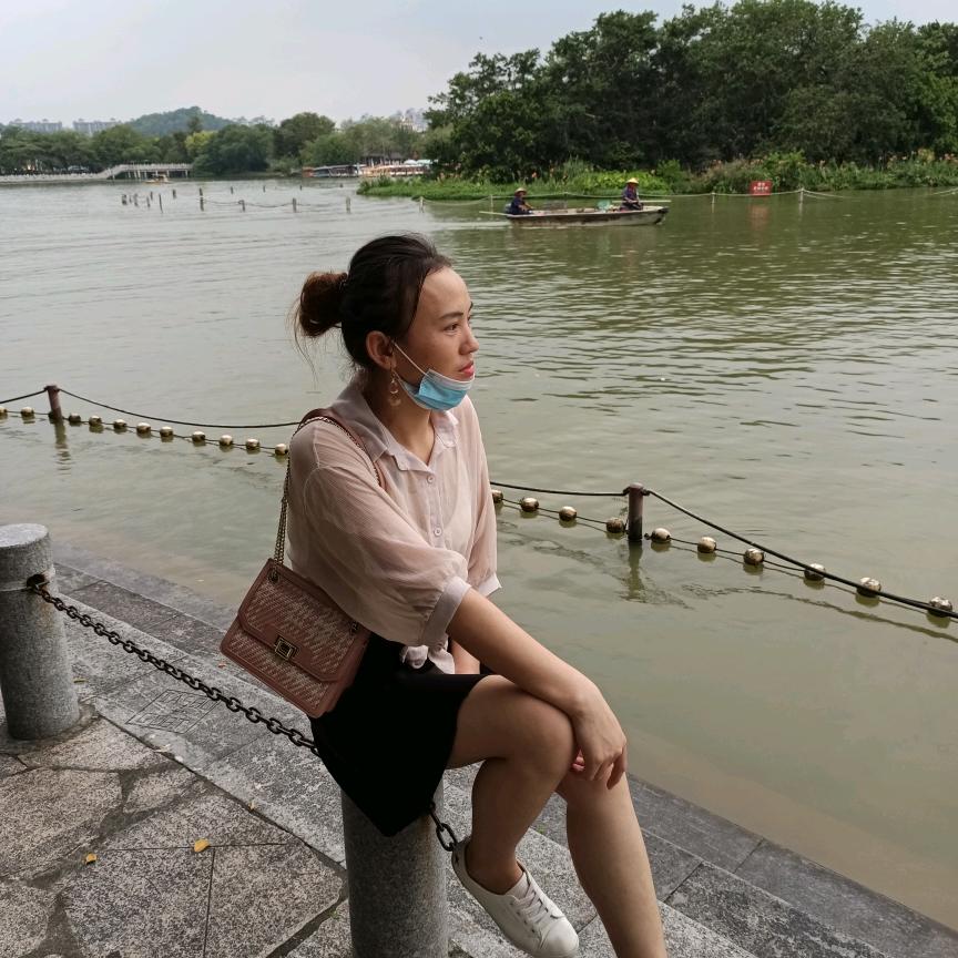 悠悠👨‍👩‍👧