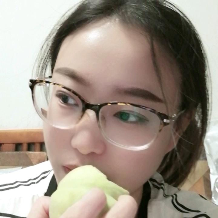 🍭😋“桂桂小公主”吃不饱🥢