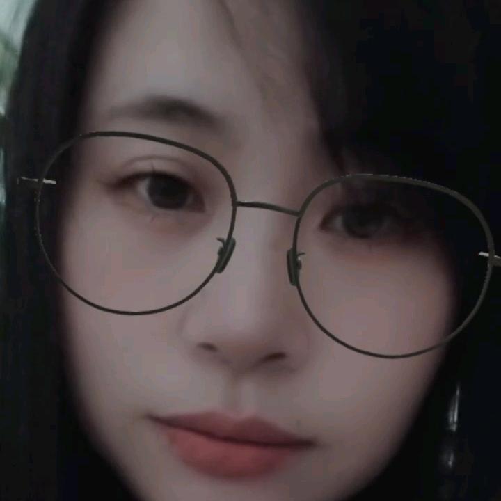 晓晓琴吖