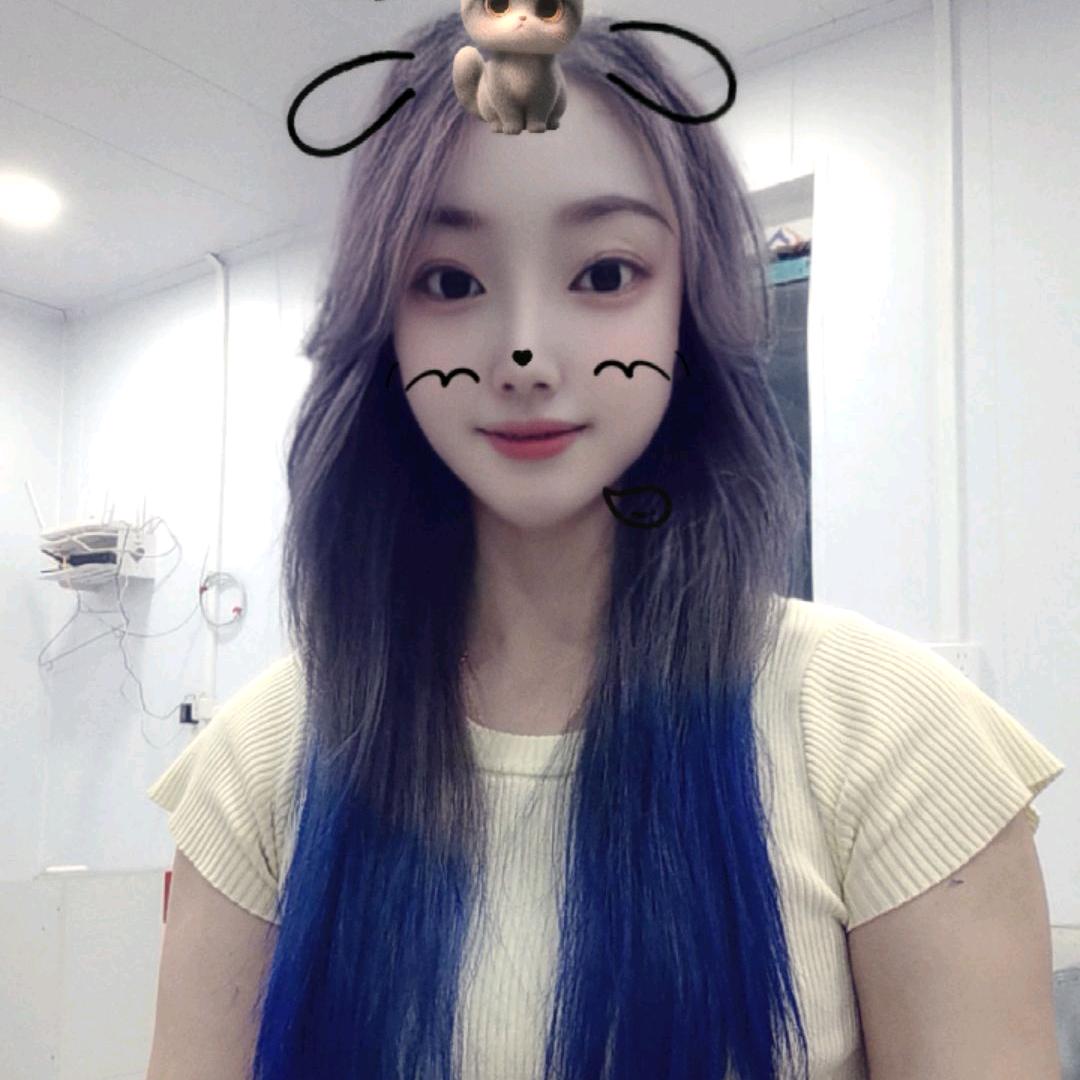 周倩