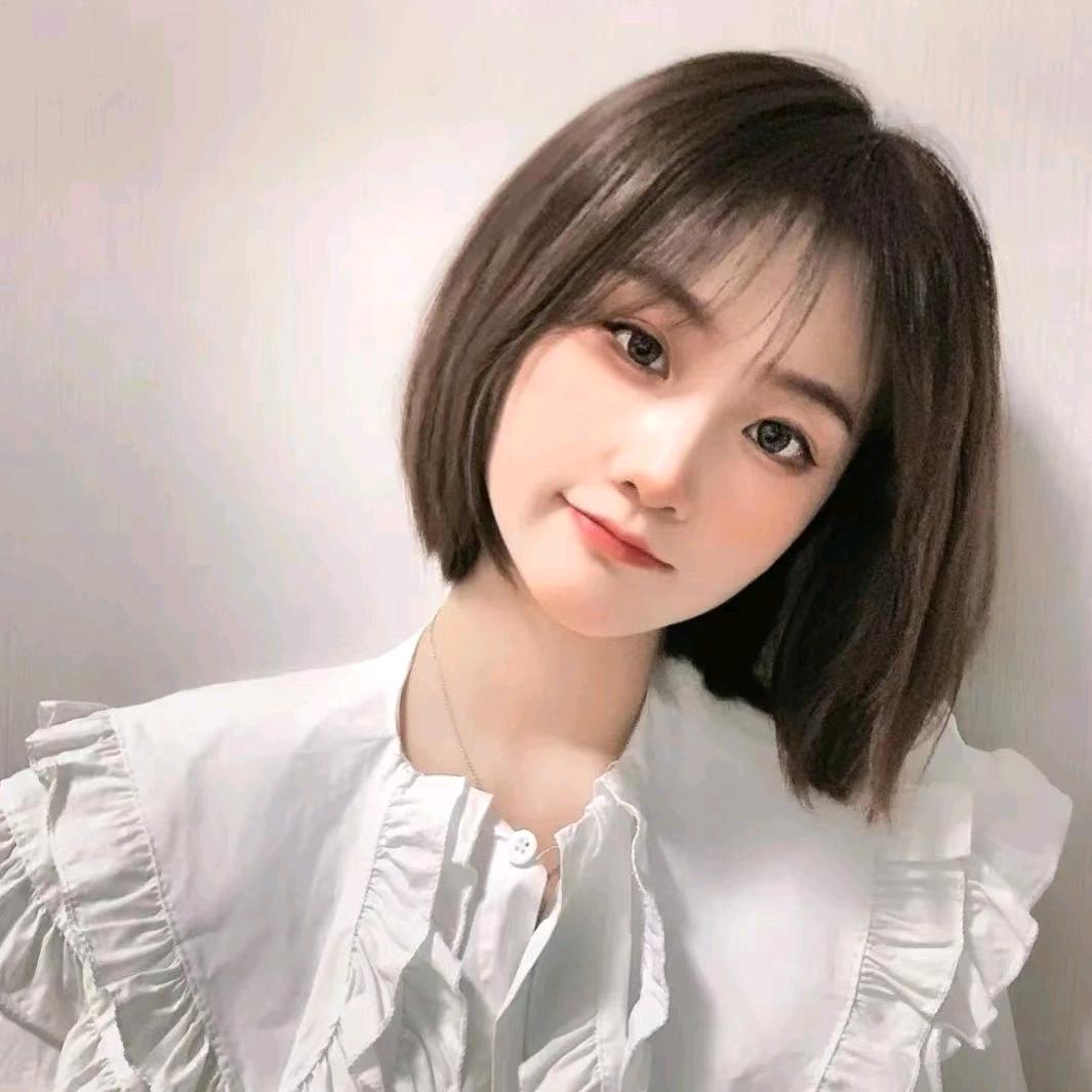 莉莉 •