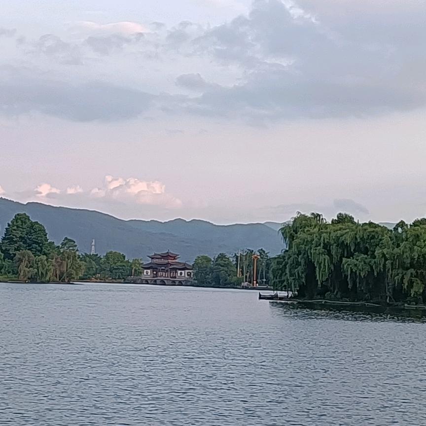 忘掉曾经，不再执着