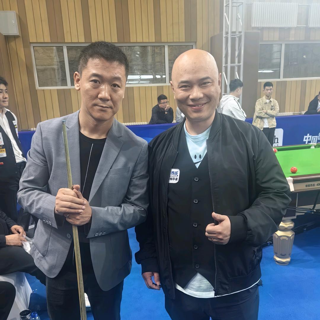 润吉桌球🎱亮子修杆