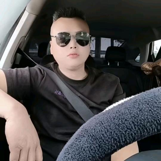 回忆都带着伤