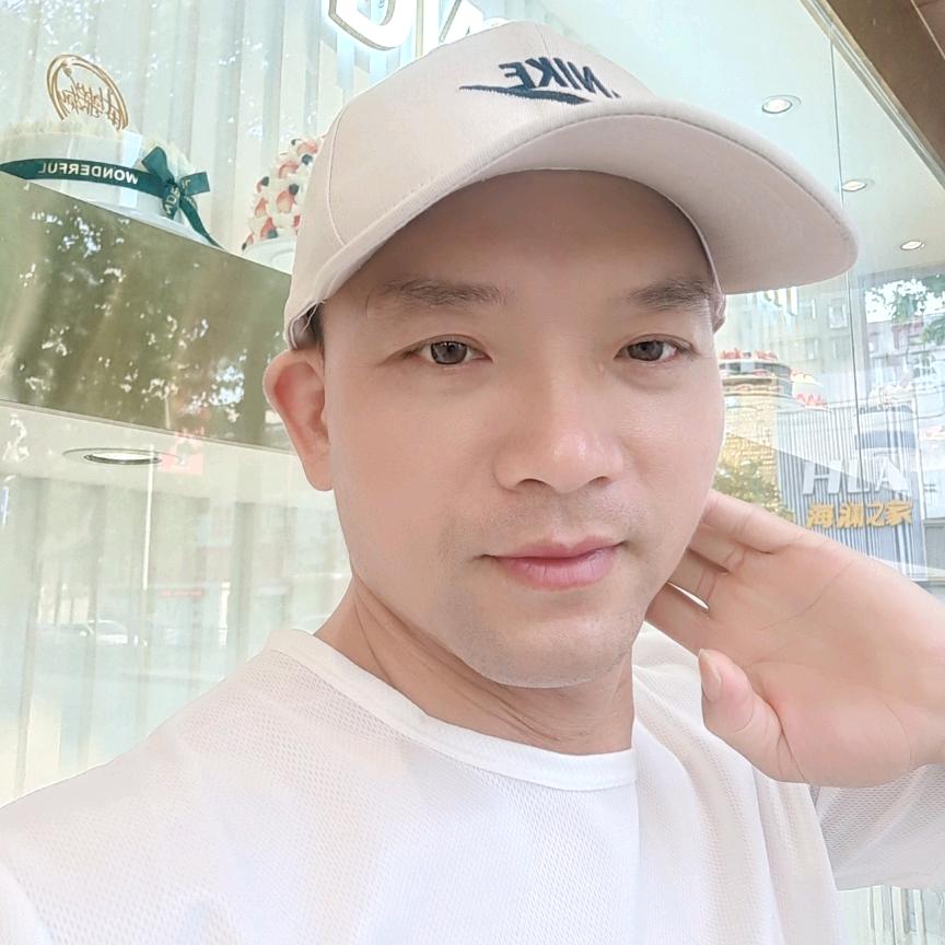 白鹤歌🇨🇳  （228）