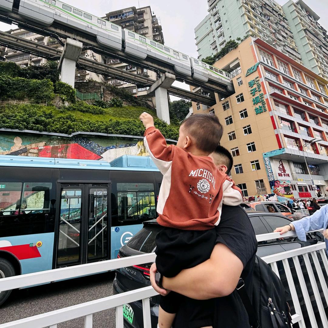乐乐爸