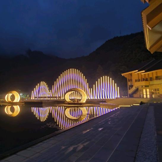 ✨🌹香🌸烟🌸不解愁