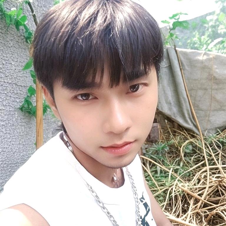 ပီႈသႅင်ႁၵ်ႉ🇱🇹