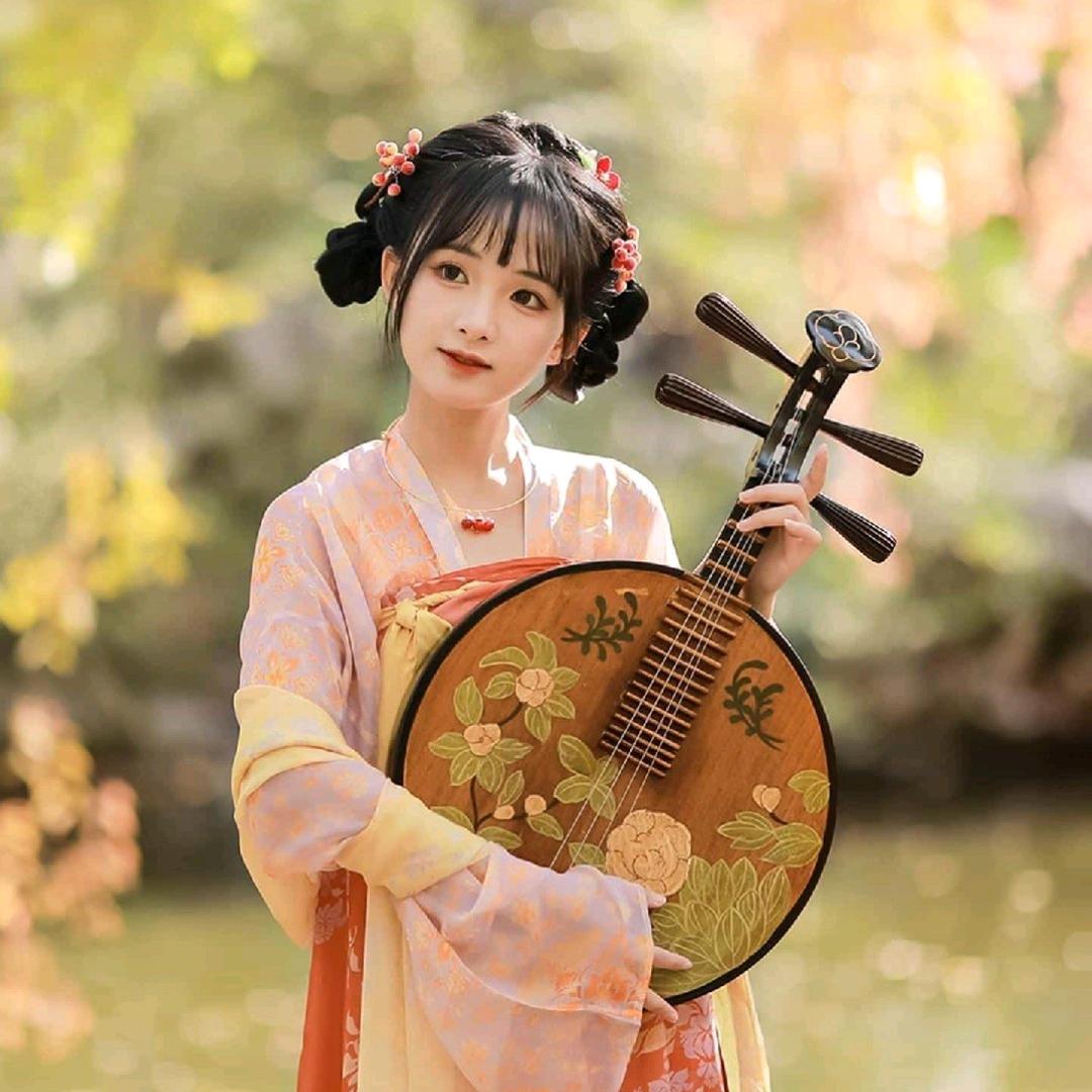 吉祥的云儿