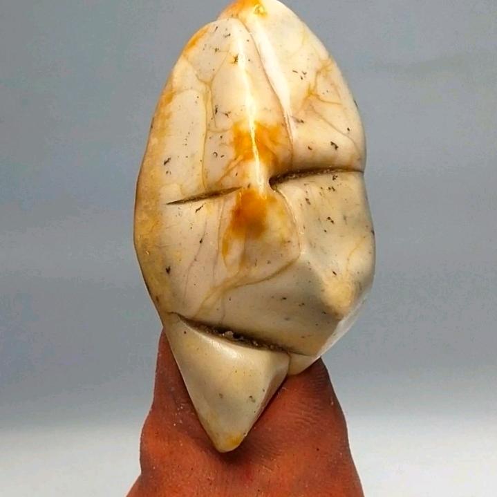 戈壁象形石