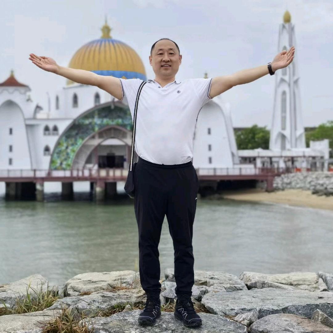 河北盛洛凯门窗厂家
