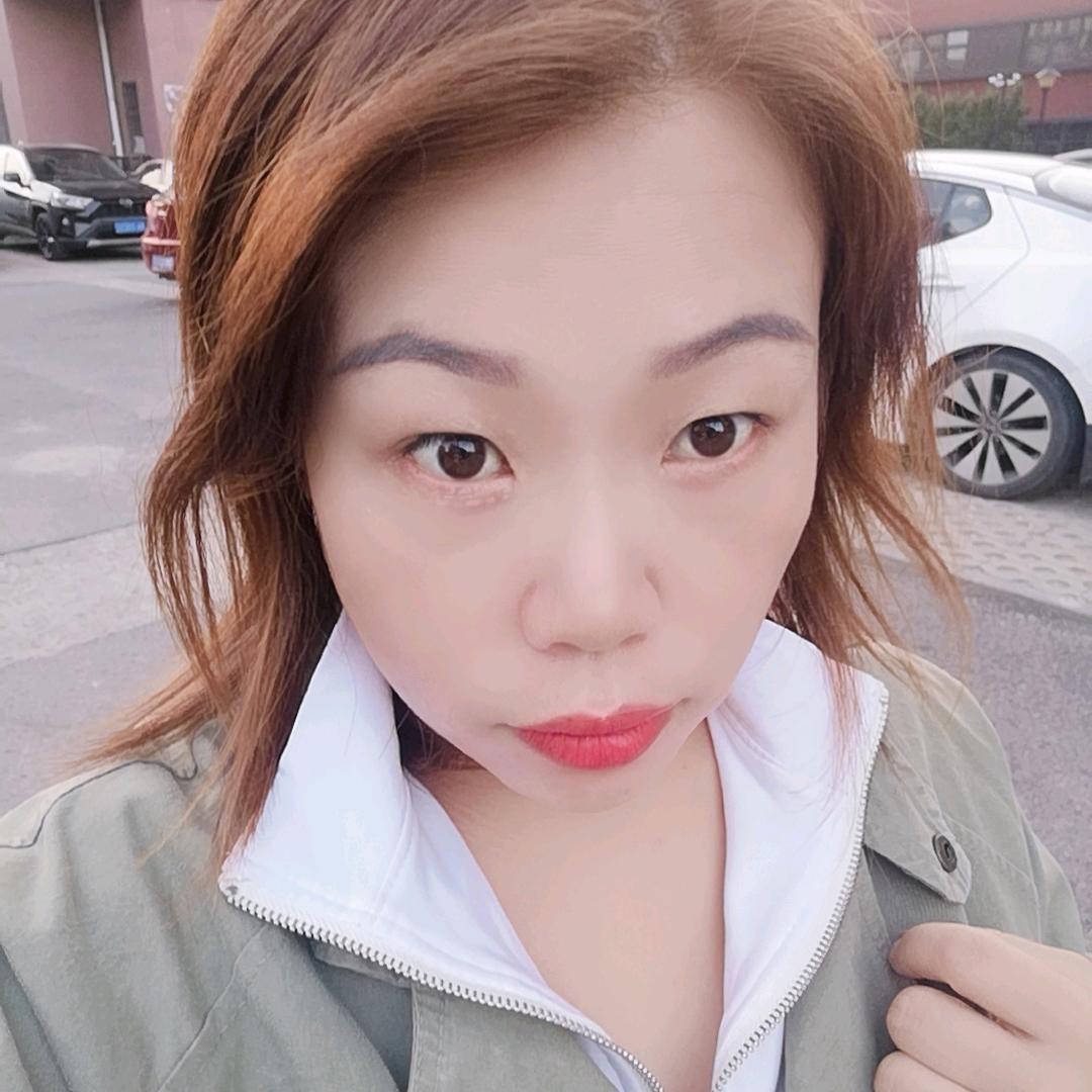 英子