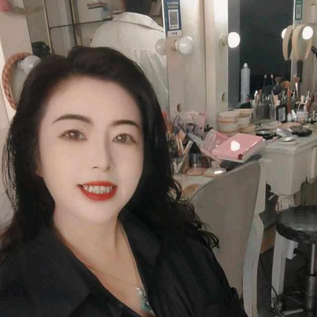 茶 山☕姐 姐💞