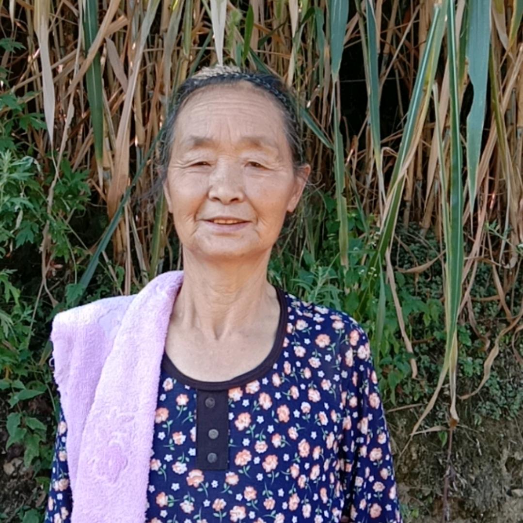 何大姐