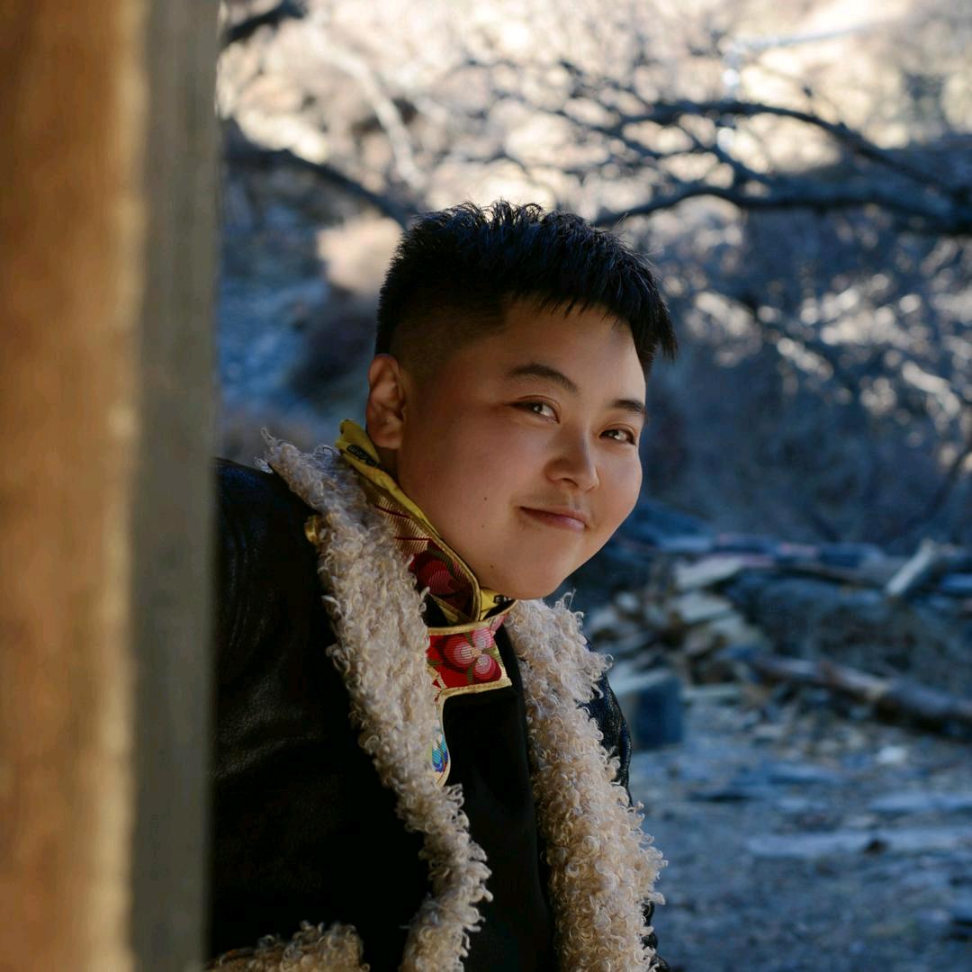 世伟旮旯