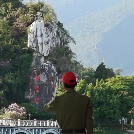 亚明