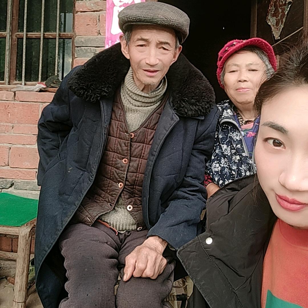 斯明英的幸福一家