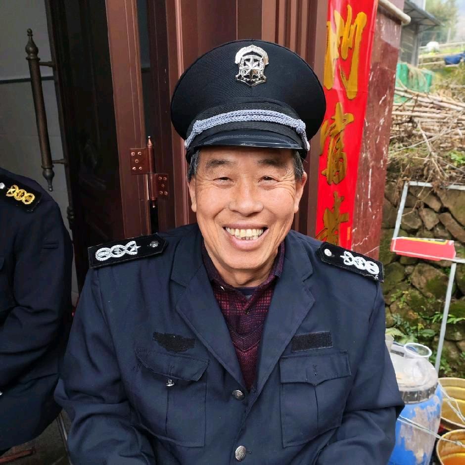 荣华中午好，龙华富贵