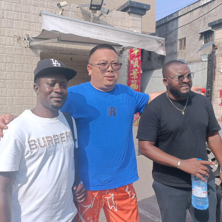 泗洪睿哥在喀麦隆