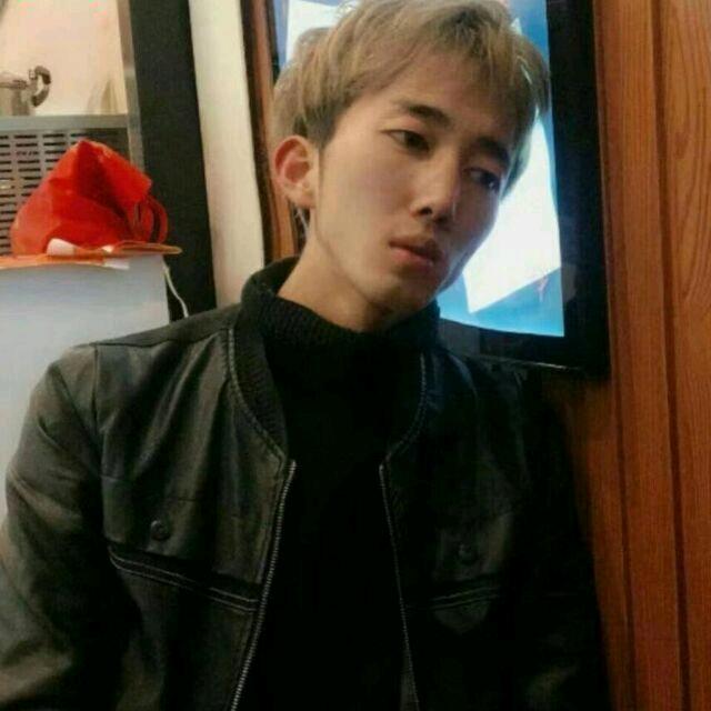 徐徐不搞笑(离婚带一娃)