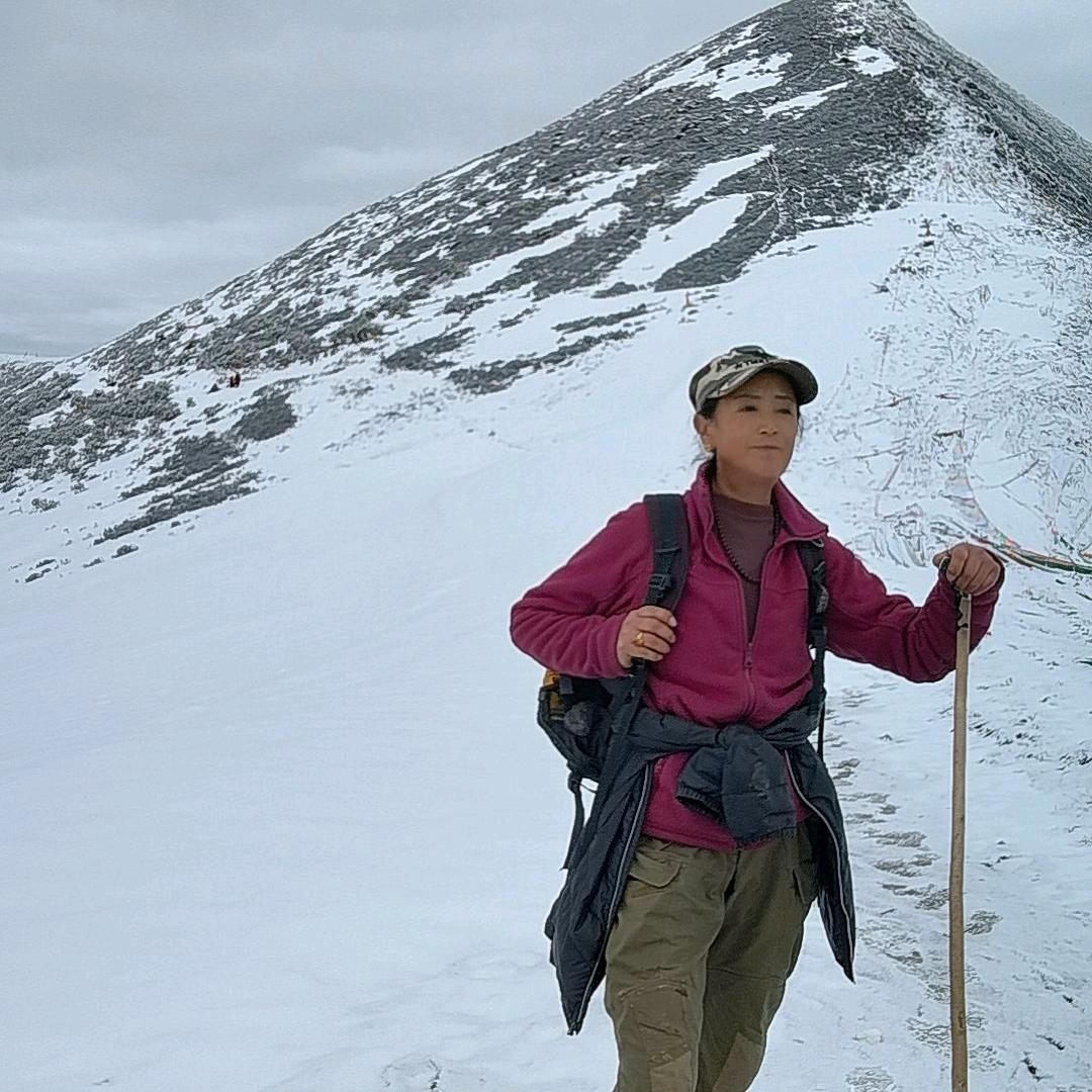 德吉潇洒走一回