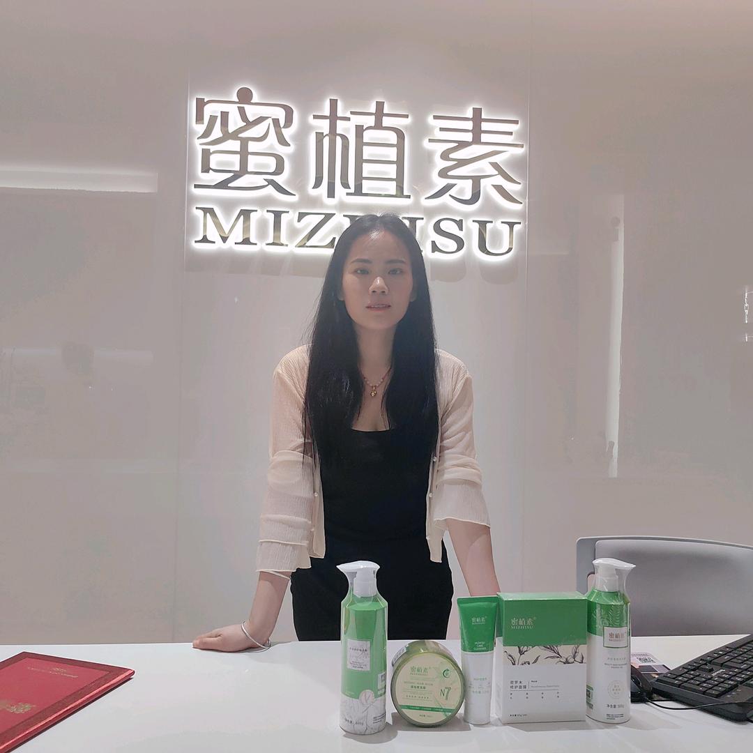 蜜植素小龙女
