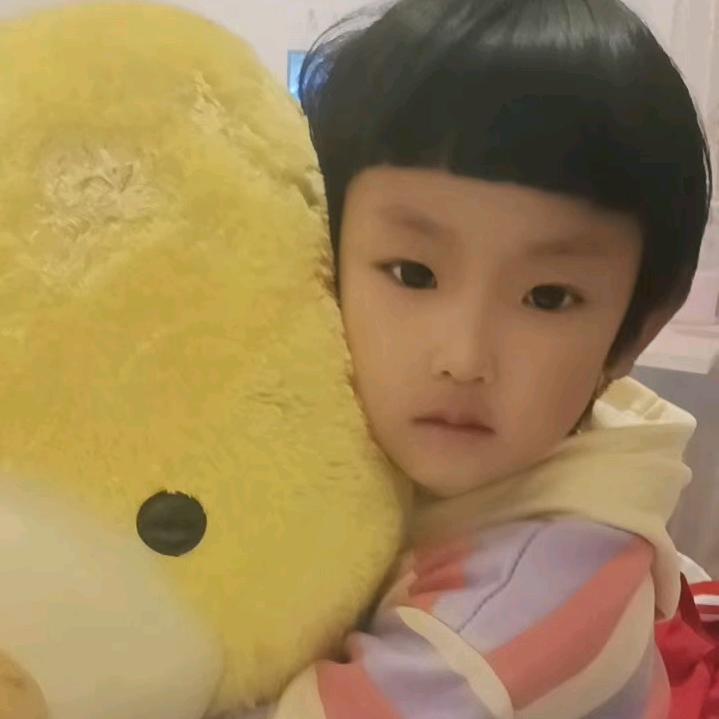 萌萌吖 ⁶⁶¹