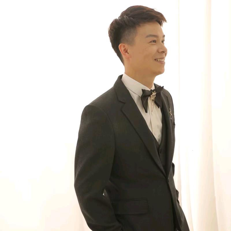 疏勒县简优美发Boss