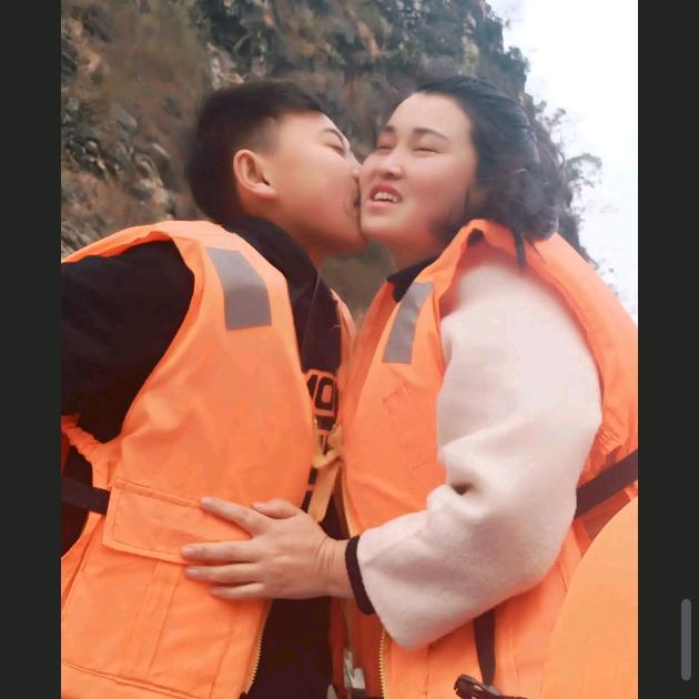 思念天堂的儿子光东的妈妈😭😭😭