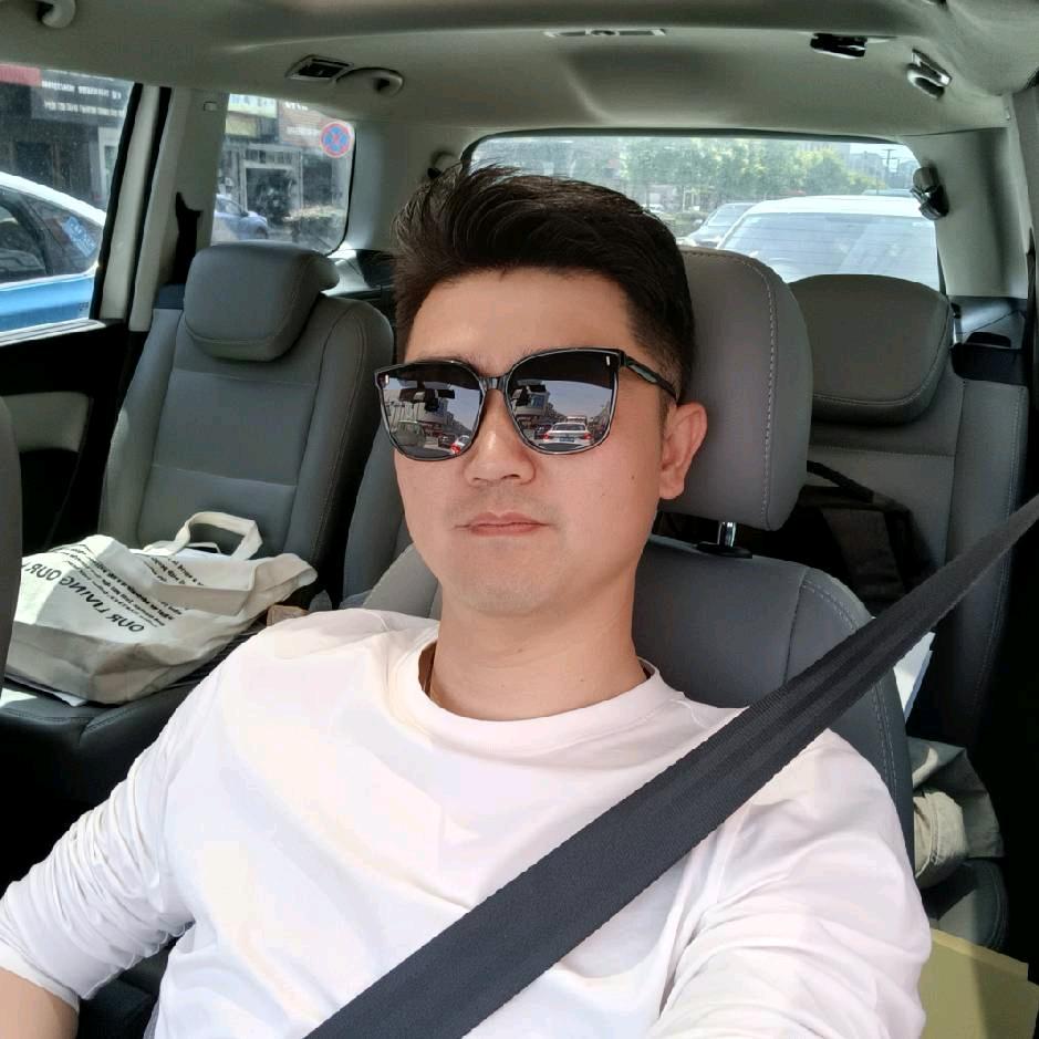 余炜炜｜新材料厂家