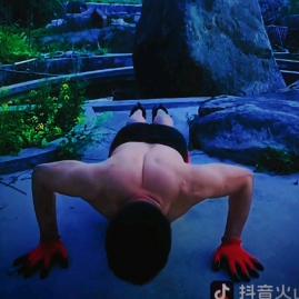 70后阳光徒手健身❤️❤️❤️