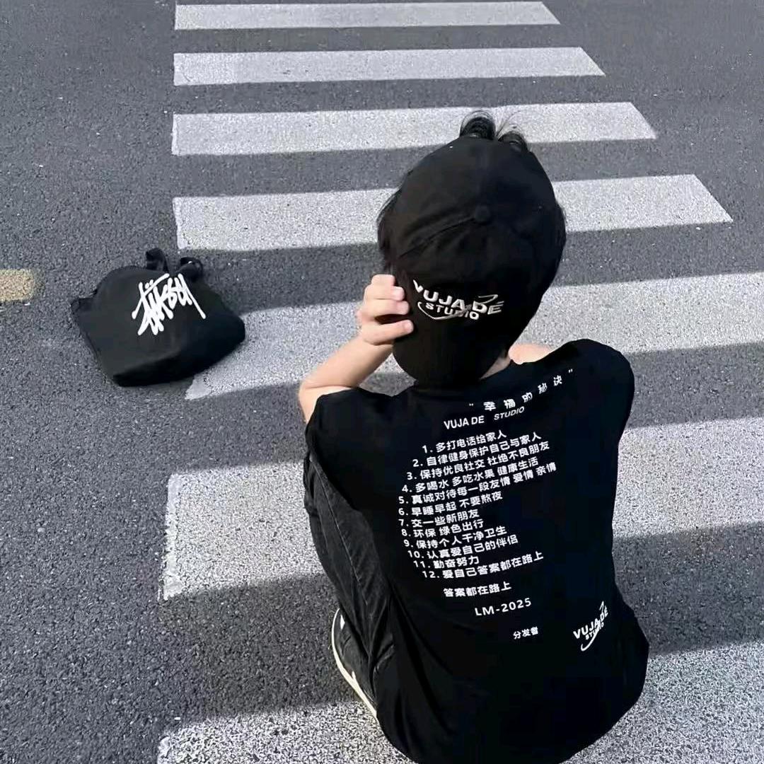 ☞少装糕冷.🥥