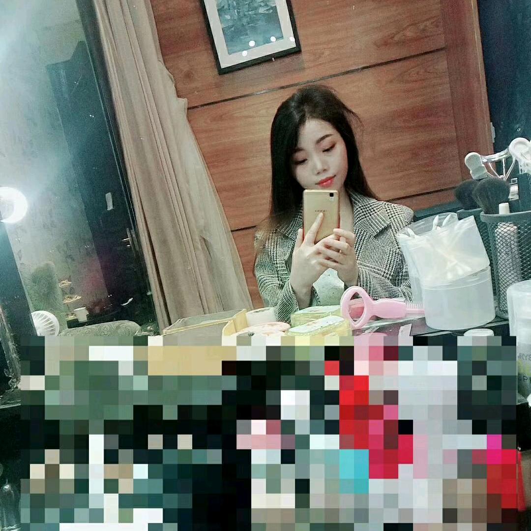 桃子(｡･ω･｡)ﾉ♡