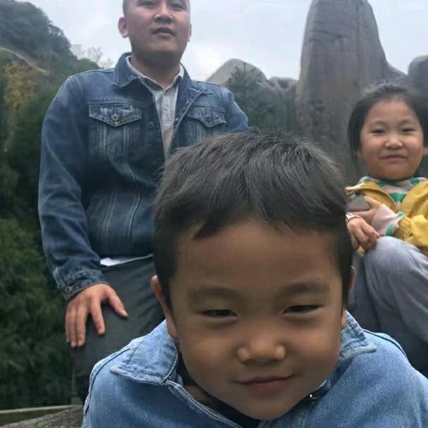 老朱养竹鼠