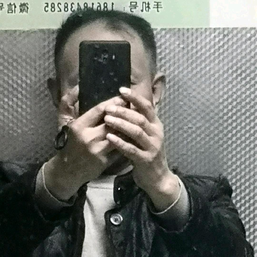 秋风瑟瑟染霜林