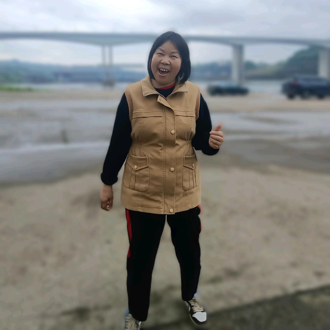 周茂兰