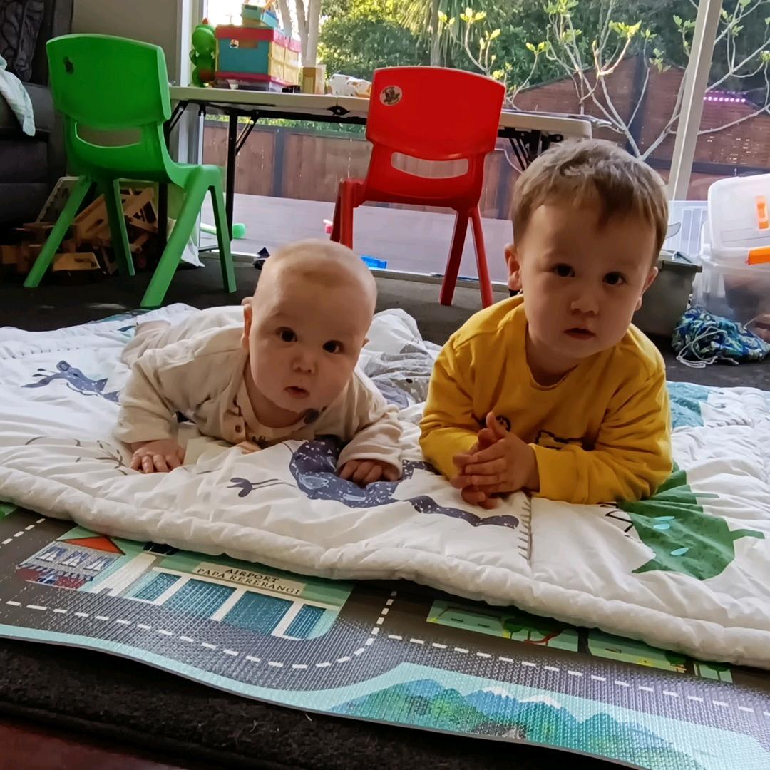 轻轻的风（混血宝宝外婆）