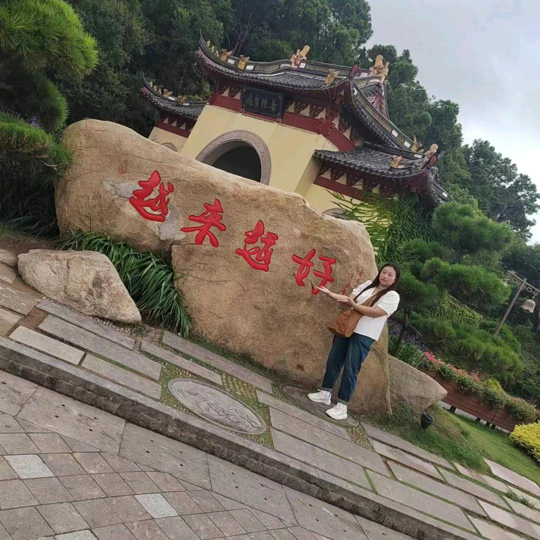 越来越好头像
