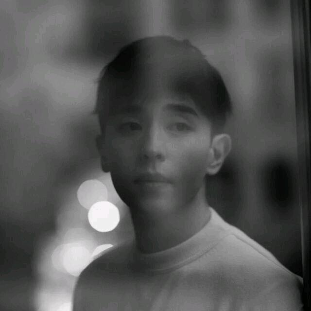 -每天都好困^