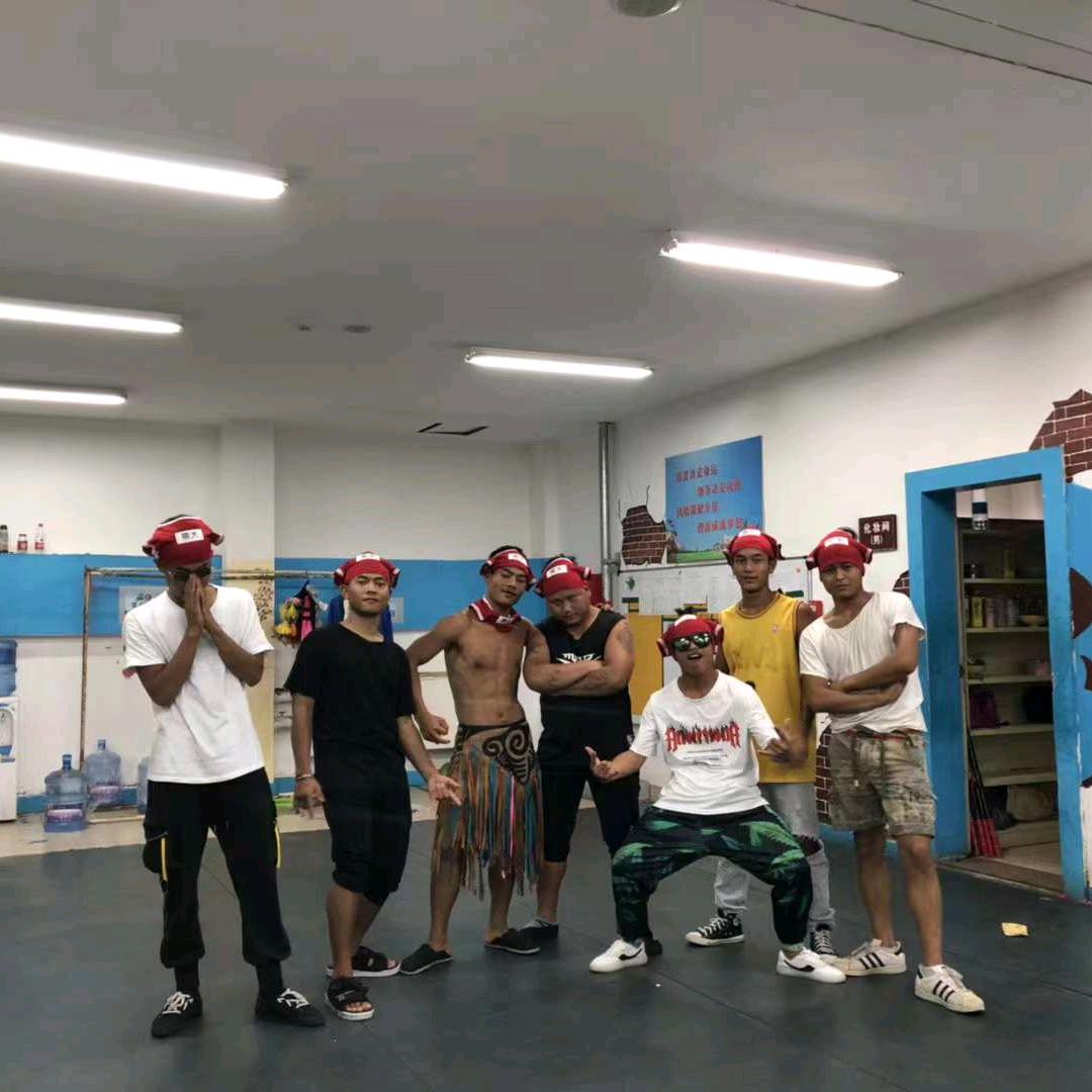 岩军
